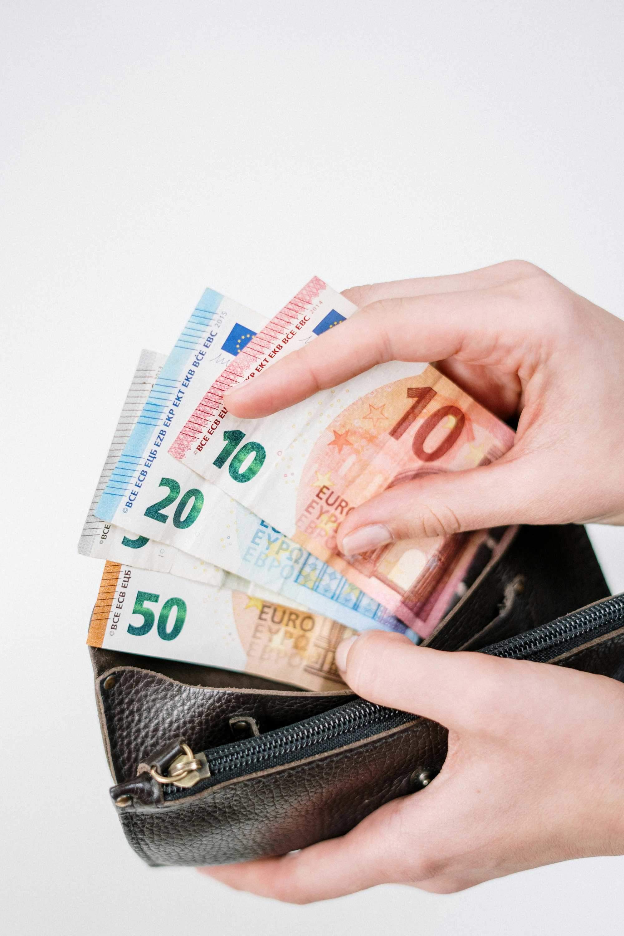当今金融领域新兴数字资产易币的多种用途及市场前景探讨